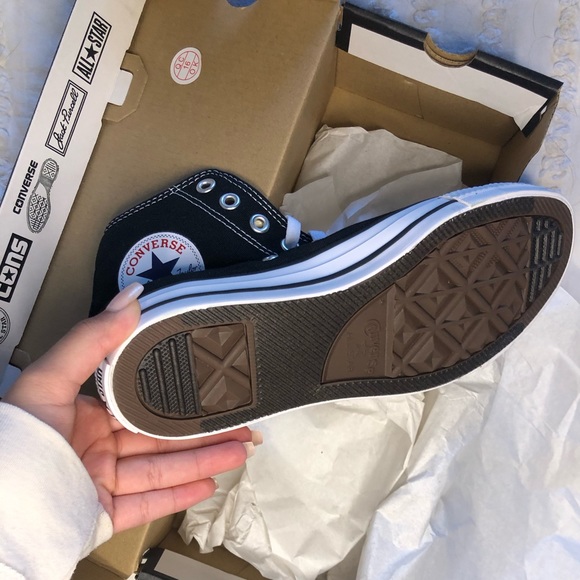 Hello Kitty converse - Picture 4 of 5